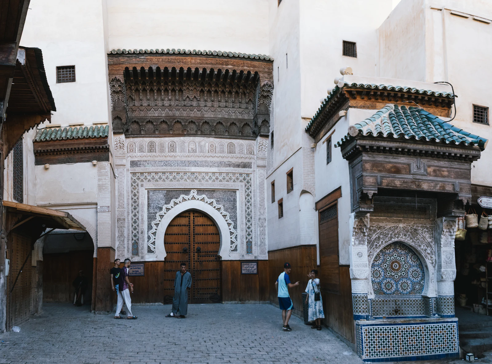 Private transfer from Fes Airport to Fes Medina Private transfer from Fes Airport to Fes Medina